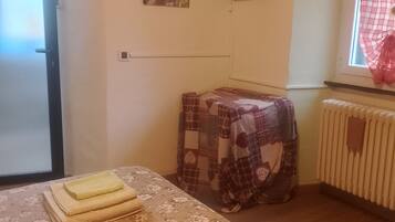 1 chambre, Wi-Fi gratuit, draps fournis