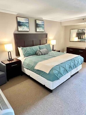 2 bedrooms, iron/ironing board, WiFi, bed sheets - Oceanfront Double-Room; Oceanview, Privacy & Space (Myrtle Beach)