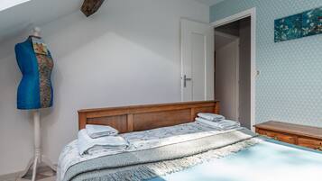 2 camere, ferro/asse da stiro, Wi-Fi gratuito, lenzuola