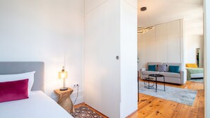 2 عدّة غرف نوم ومكواة/لوح كي وواي فاي مجانًا وملاءات أسرّة