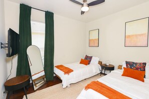 4 chambres, fer et planche à repasser, Wi-Fi gratuit, draps fournis