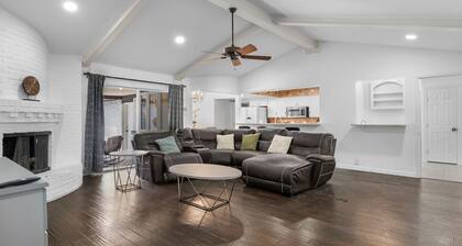 Pool | BBQ | Games | Gym | Patio | Workspace