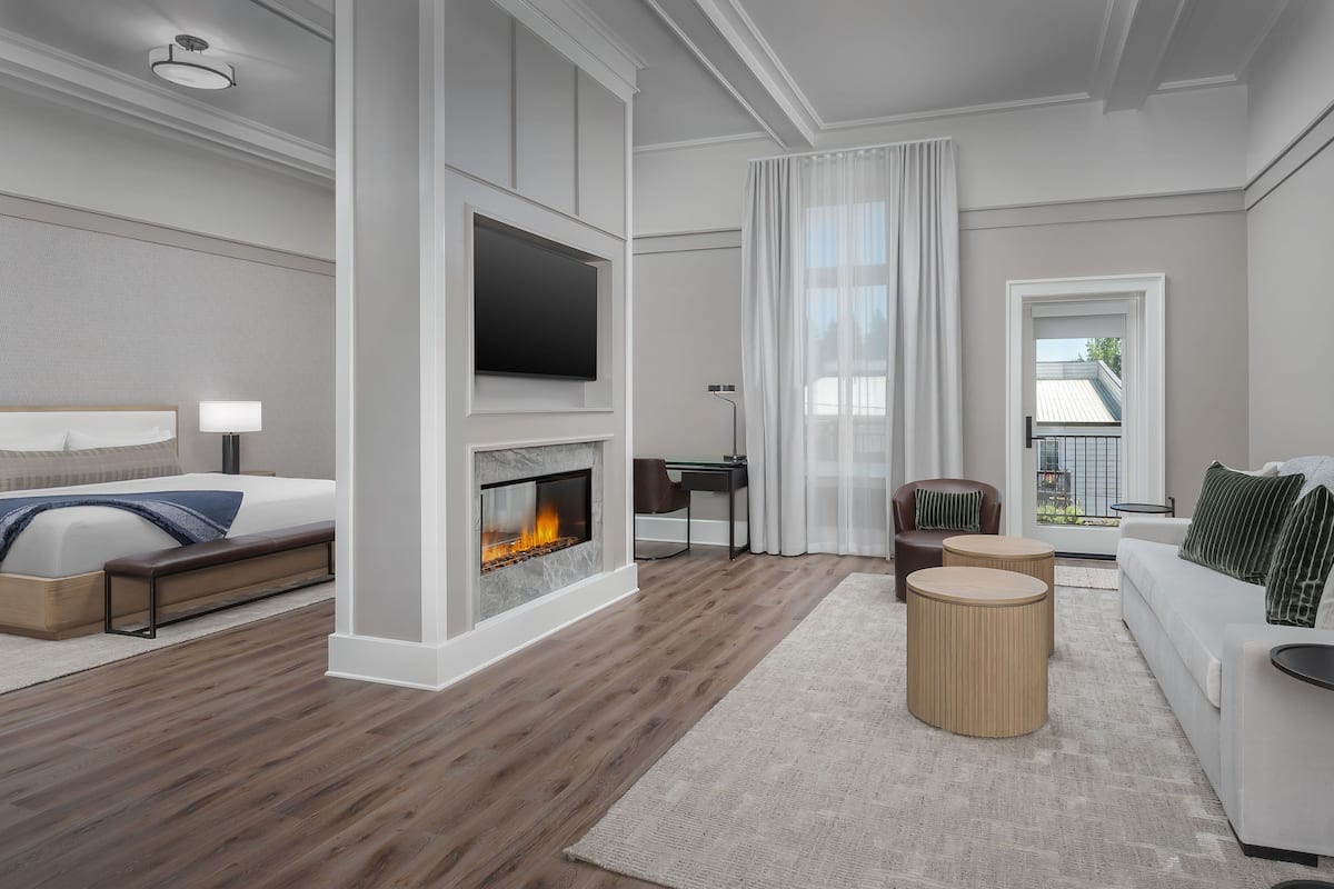 Merchant Suite: King with Sofa Sleeper and Kitchen