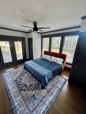 4 bedrooms, WiFi, bed sheets