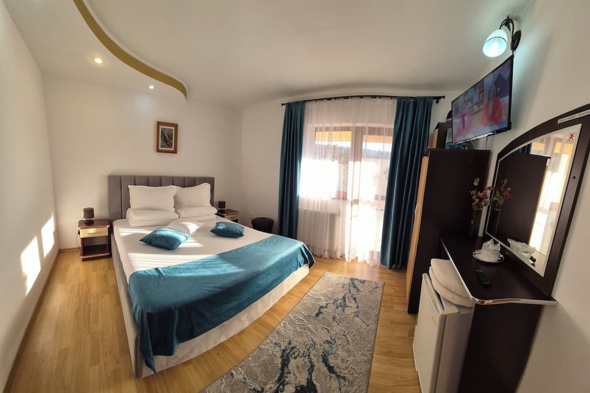 Doppia Comfort, vista montagna | 1 camera, insonorizzazione, Wi-Fi gratuito