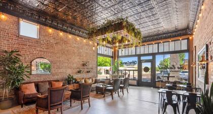 The Cisco Worth Room at The Eastland Historic Hotel