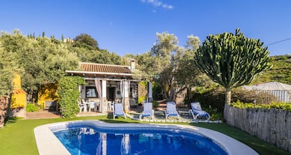 Cubo's Casa Rural Los Cerezos / private pool / rural / free Wi-Fi