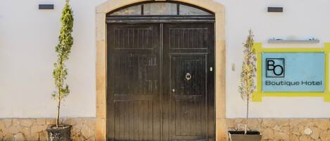 Fachada da propriedade