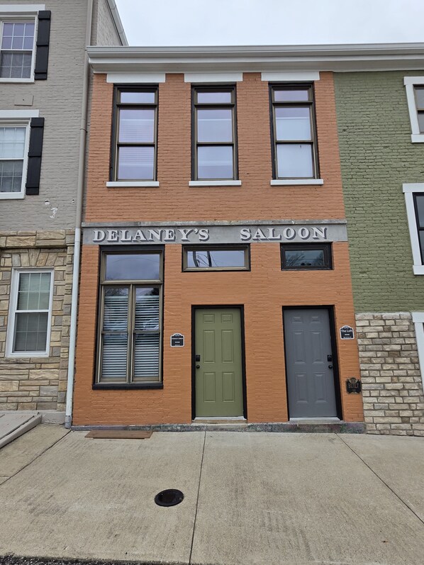 Exterior detail - The Delaney's Saloon (Vevay)