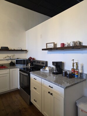 Microwave, oven, stovetop, dishwasher