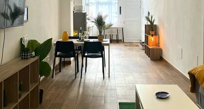 THE YELLOW APARTMENT