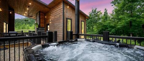 Cabin, Multiple Beds, Hot Tub, Garden View (Bearly Creekin') | Outdoor spa tub