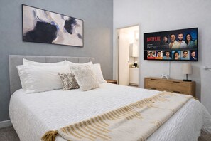 1 chambre, bureau, fer et planche à repasser, Wi-Fi gratuit