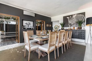 Dining - Jo Leo - Camps Bay Luxury Villa with views & pool (Cape Town)