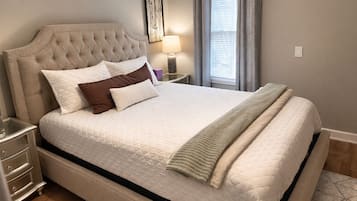 2 bedrooms, iron/ironing board, free WiFi, bed sheets