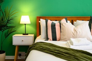 4 Schlafzimmer, Bügeleisen/Bügelbrett, Reisekinderbett, WLAN