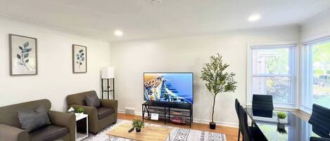 Smart TV, ping pong