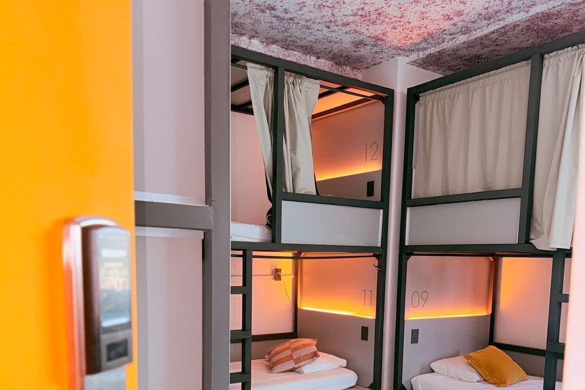 City Shared Dormitory, Park View (Mixed for 8 people) | Desk, laptop workspace, blackout drapes, iron/ironing board