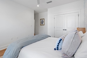 4 bedrooms, iron/ironing board, travel cot, free WiFi