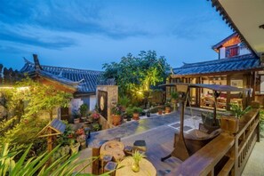 Garden - Jixiang Guanjing Inn (Lijiang Old Town Dashuiche Branch) (Lijiang)