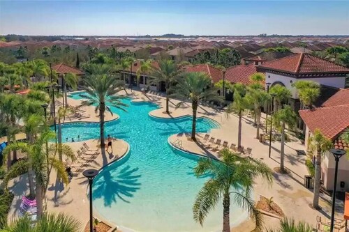 Family Retreat @ Resort with Private Pool, 6Bdrm