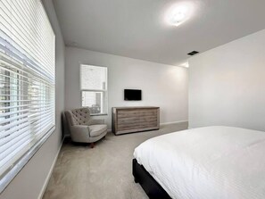 6 dormitorios, tabla de planchar con plancha, wifi gratis y ropa de cama