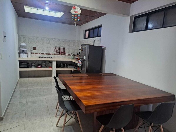 Dining - APARTMENT ON THE HILL (Macanal)