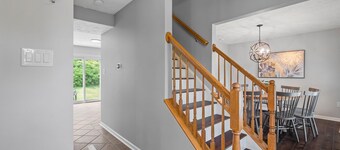 Modern & Stylish 5 Bdr Home in Cranberry/Pittsburg