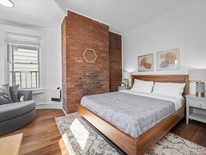 1 chambre, fer et planche à repasser, Wi-Fi gratuit, draps fournis