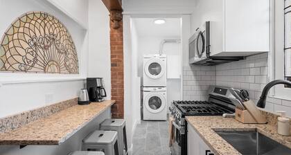Shadyside/Pittsburgh, Modern & Accessible 2 Bedroom with Free Parking