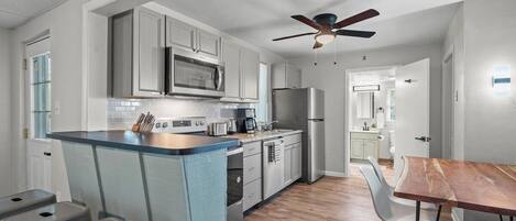 Fridge, microwave, oven, stovetop