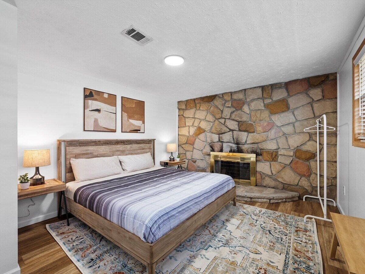 5 多间卧室、熨斗/熨衣板、免费 WiFi、床单