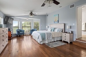 5 Schlafzimmer, Bügeleisen/Bügelbrett, Reisekinderbett, WLAN