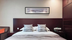 Ảnh chưa phân loại, 4 trong số 34 ảnh, nút