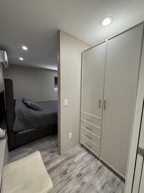 1 habitación, wifi y ropa de cama