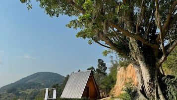 Chalé, vista para a montanha | Fachada