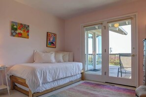3 bedrooms, iron/ironing board, travel crib, WiFi
