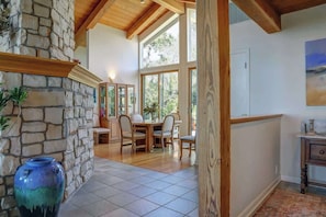 Dining - Panoramic Ocean Views  - in Private Sanctuary (Aptos)