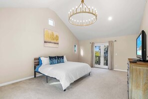 4 chambres, fer et planche à repasser, lit de bébé portatif, Wi-Fi