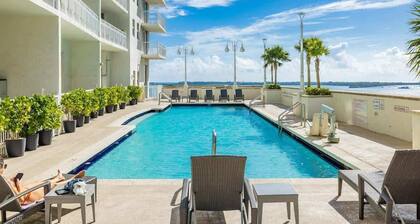 Elegant 1 bdr on Brickell Bay Pool & free Parking