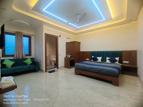 3 Bed Rooms Stay for 9 Guest