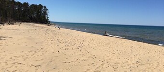 Peaceful Couples Getaway in Lake Superior Forest