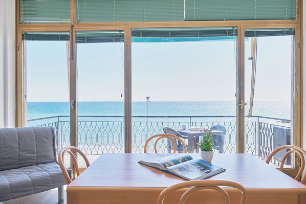 Interior - Brezza Marina (Ceriale)