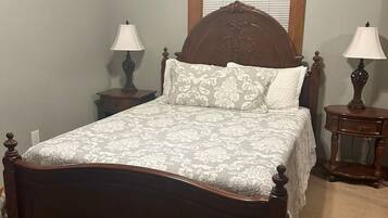 1 bedroom, iron/ironing board, travel crib, free WiFi