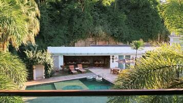 ลานระเบียง/นอกชาน