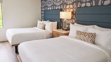 Suite, 2 Queen Beds, Non Smoking