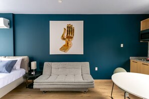 スーペリア スタジオ バルコニー シティビュー | ノートパソコン用作業スペース、WiFi (無料)