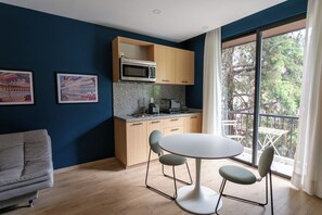Deluxe Studio | Living area - Culture Boutique Roma (Mexico City)