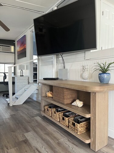 On Golden Pond 1-bedroom home overlooking pond in Punta Gorda,  FL