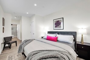 4 Schlafzimmer, Bügeleisen/Bügelbrett, WLAN, Bettwäsche